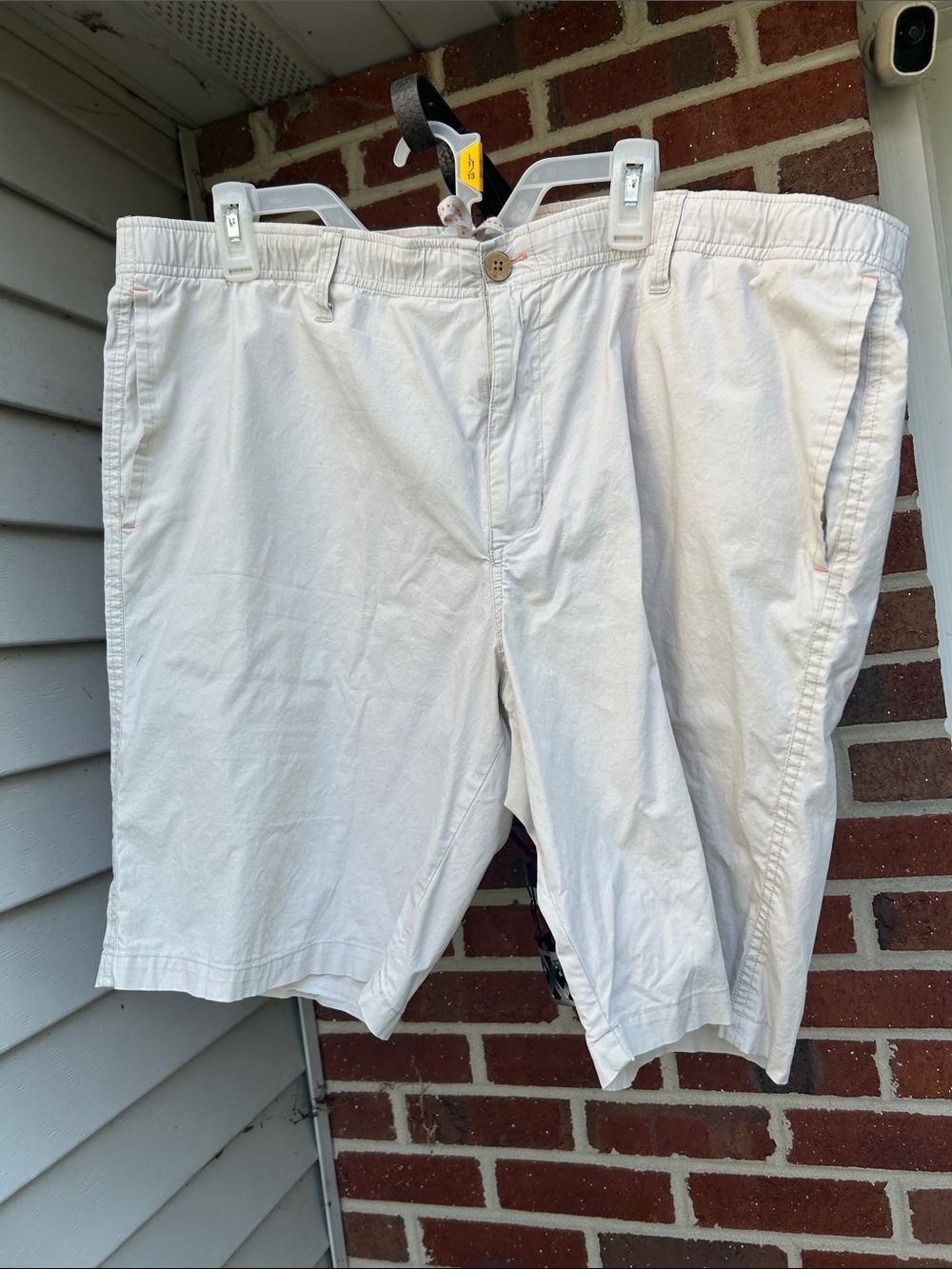 Caribbean Joe White Flat Front Men’s Chino Shorts